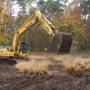 Foto: Anlage eines neuen Gewässers